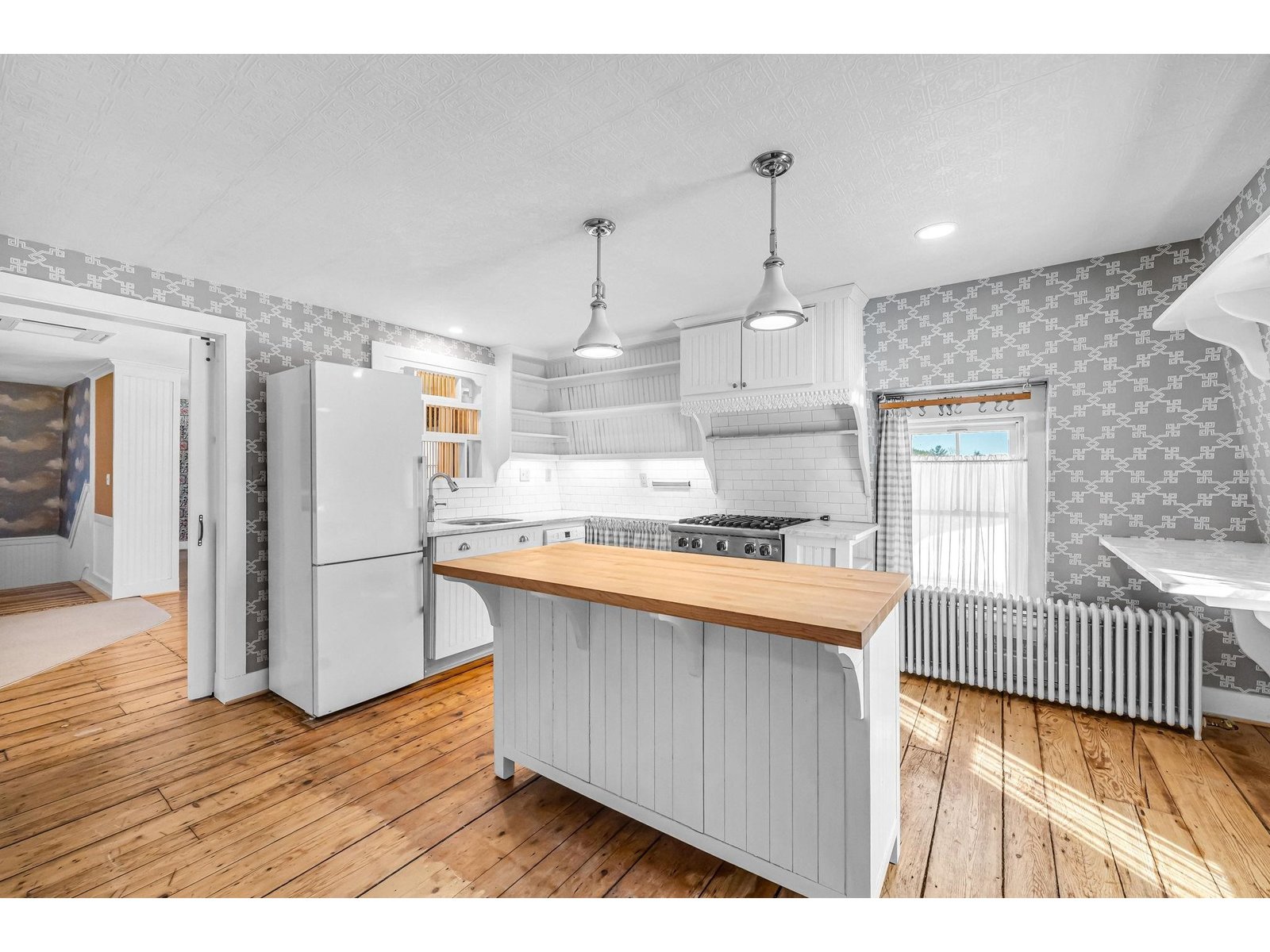 106 Main Street, Unit 5