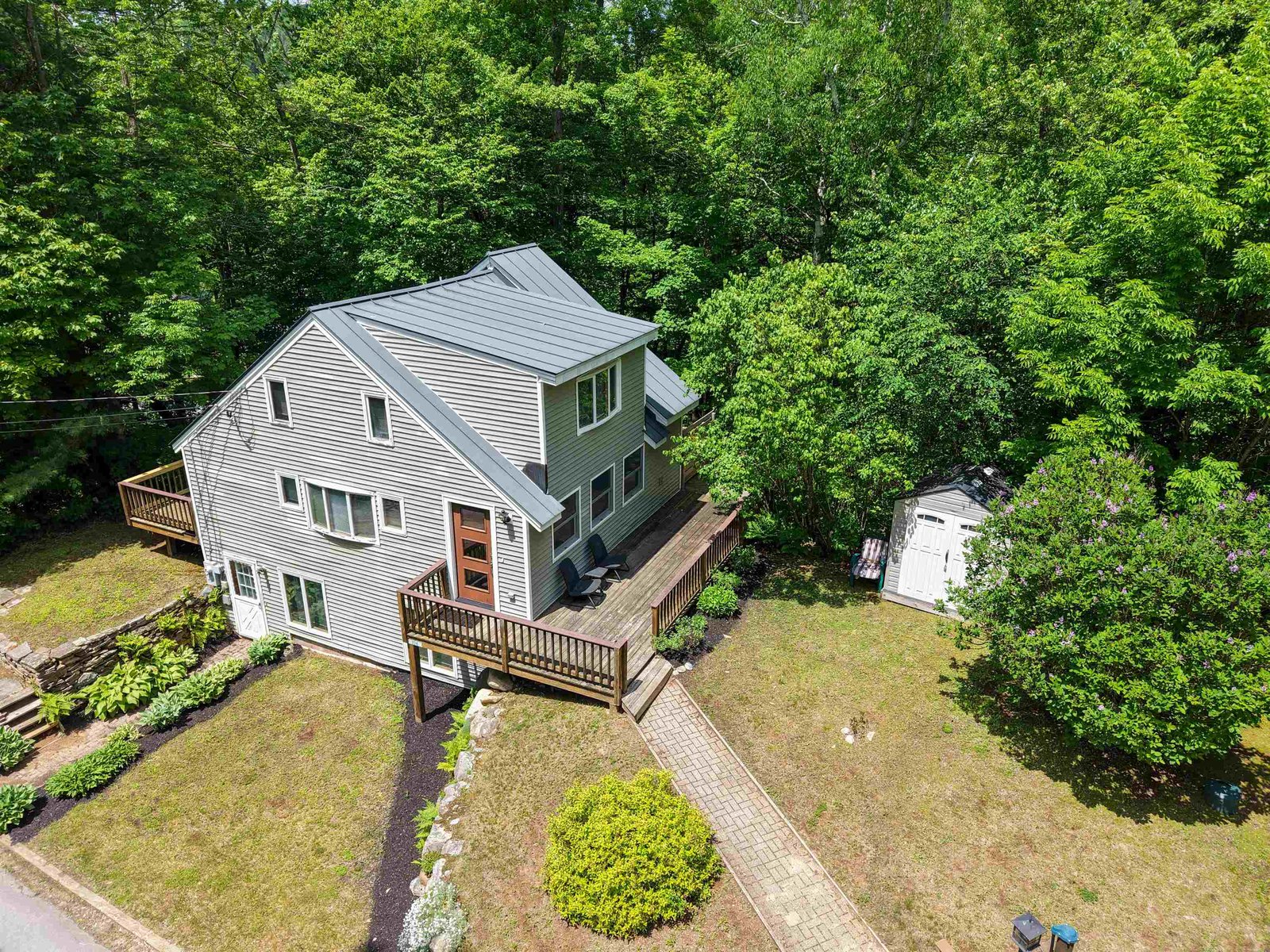 106 Scott Terrace