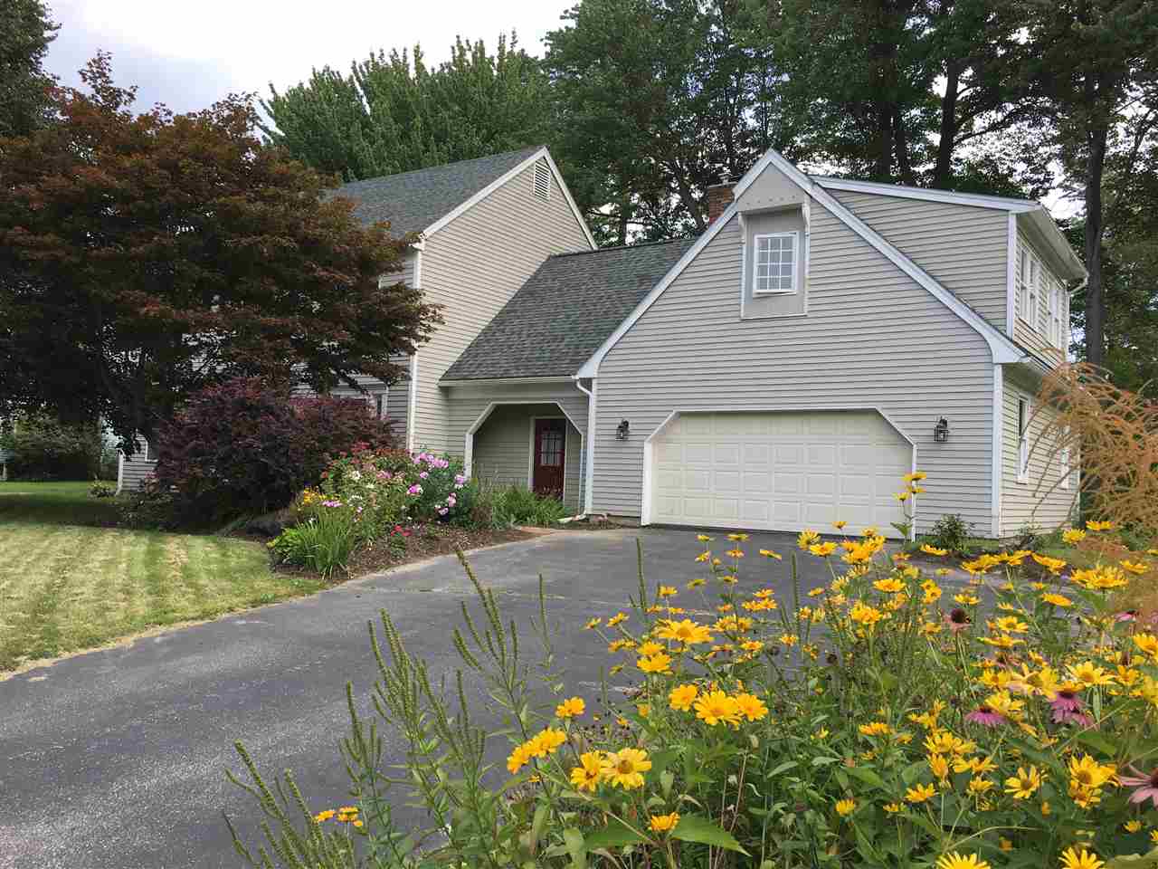 106 Stirling Place