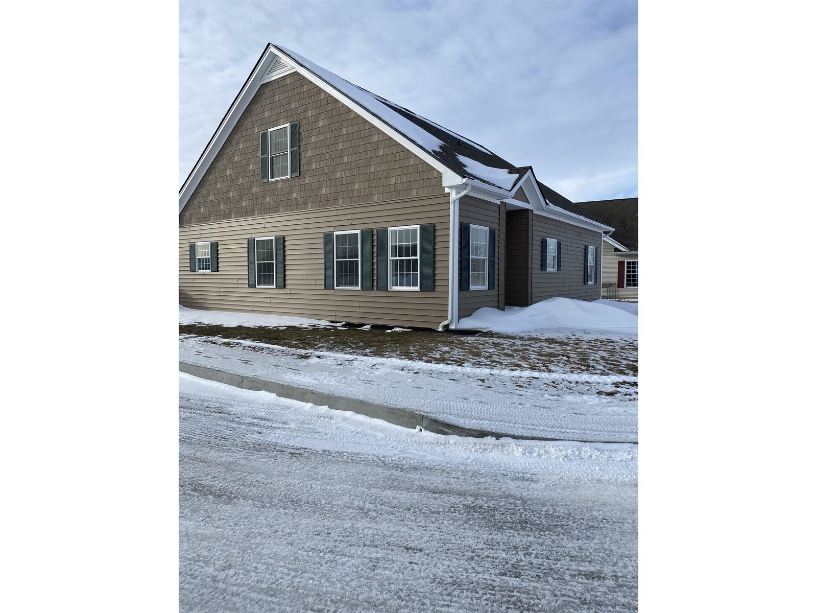 106 Village Drive, Unit 121