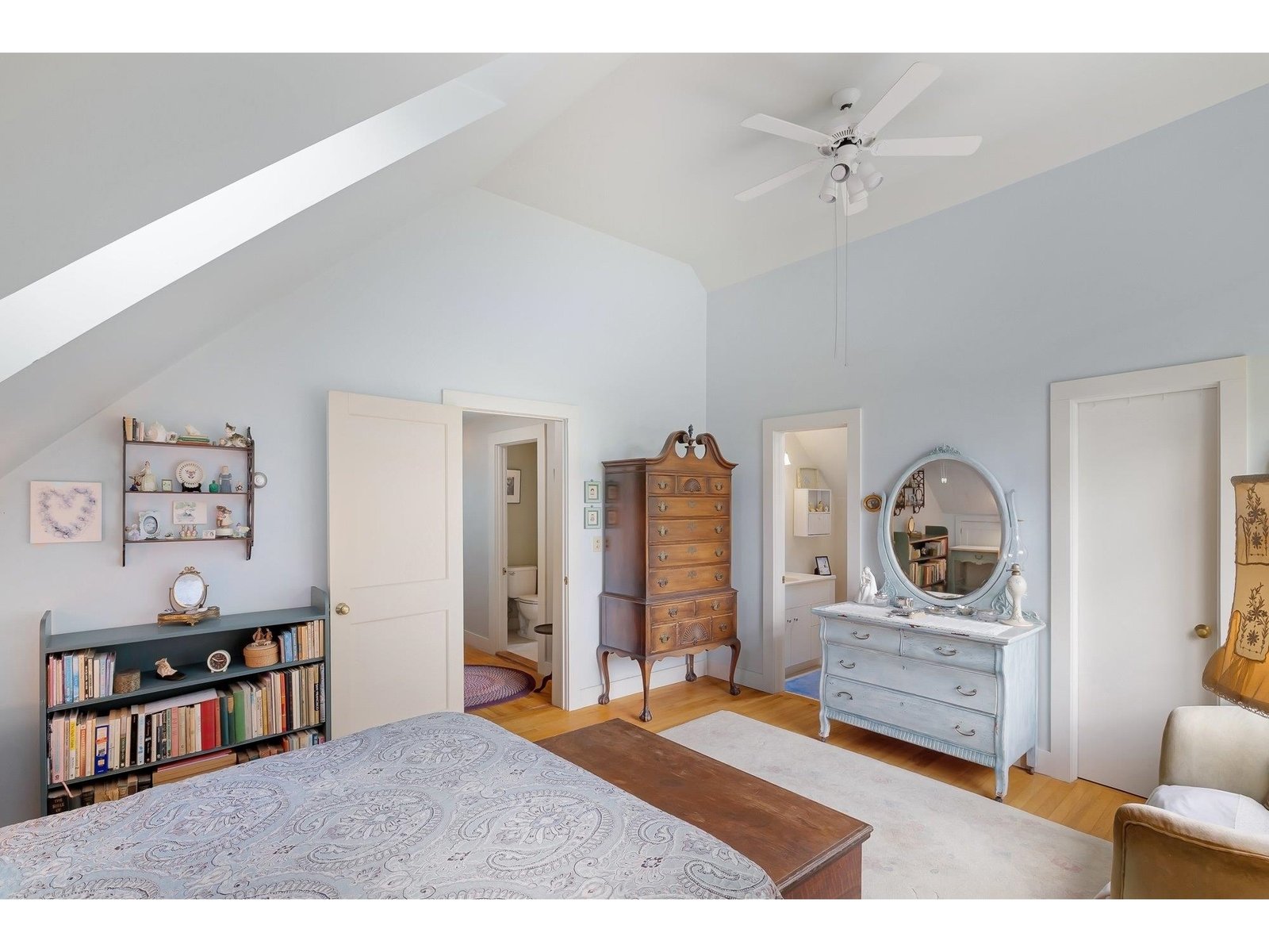 1069 East Warren Road