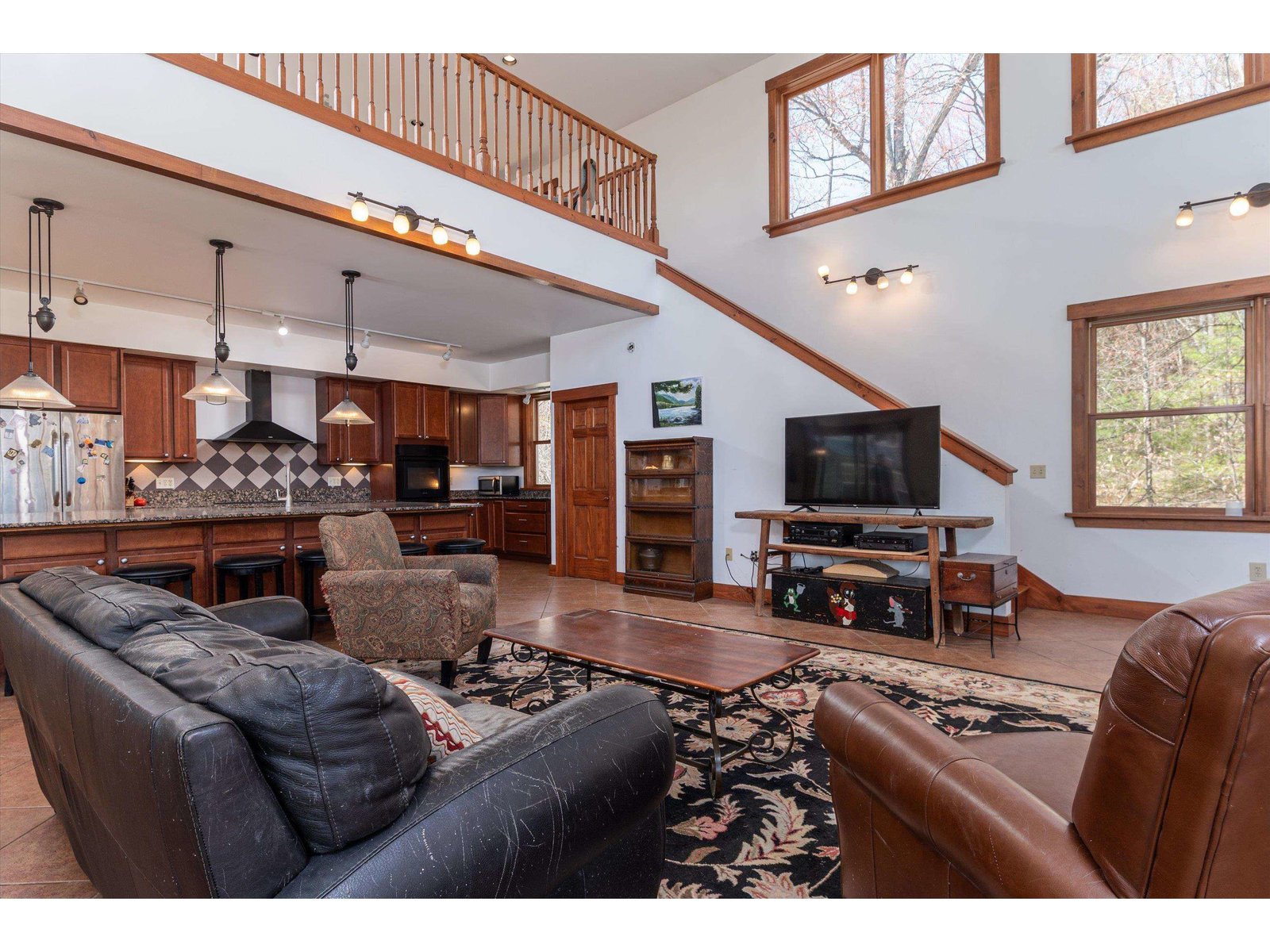1st Floor Living room