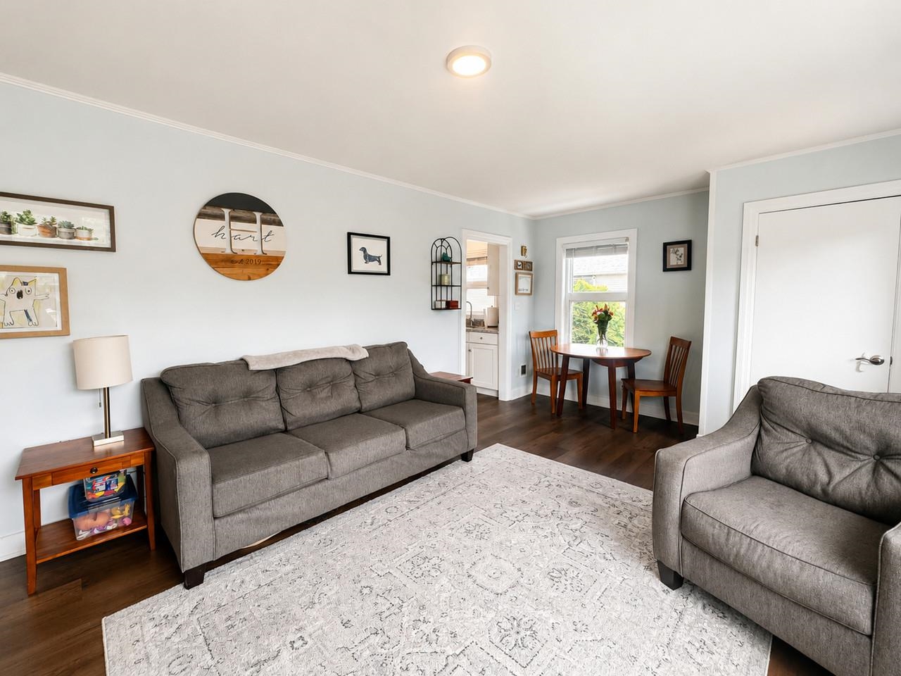 Spacious Living Area Layout