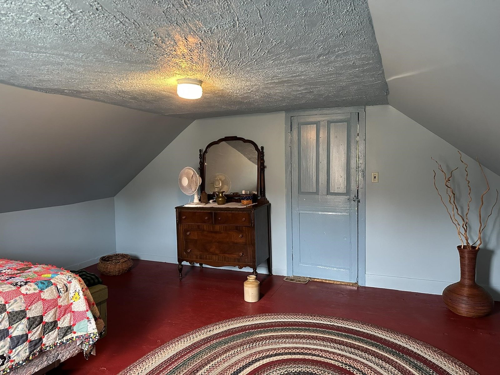 107 Ainsworth Road