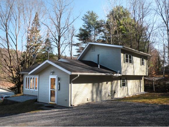 107 Arrowhead Lake Road