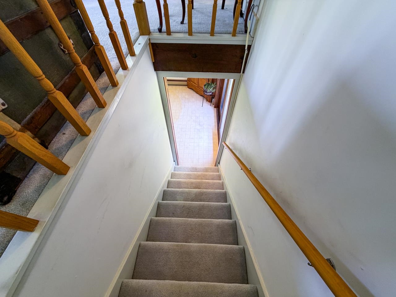 Dining to Primary Bedroom Stairway