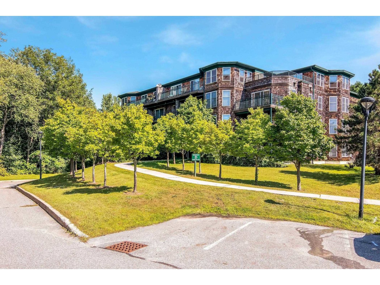 107 Claire Pointe Road, Unit 107