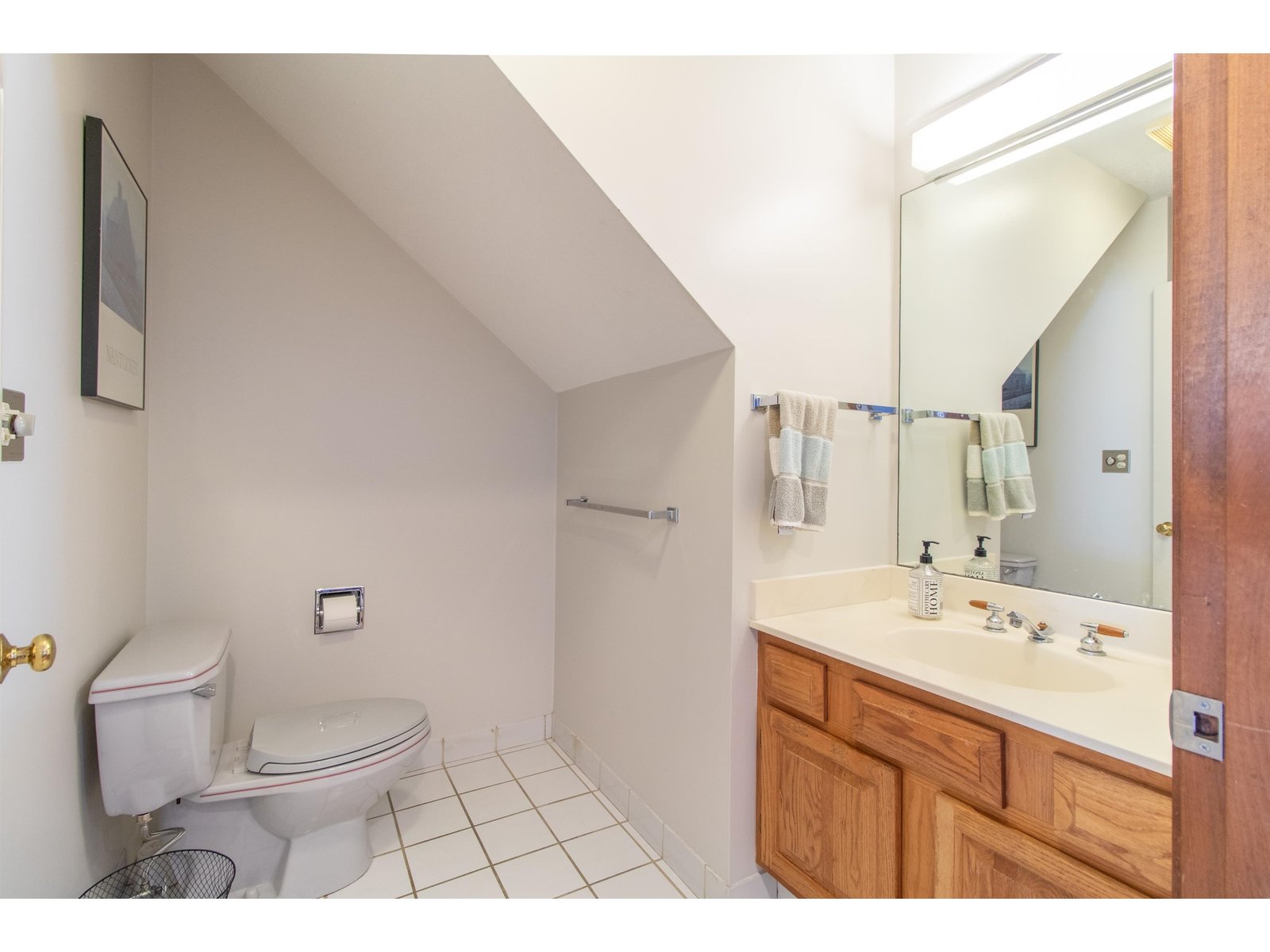 Main Floor 3/4 bath