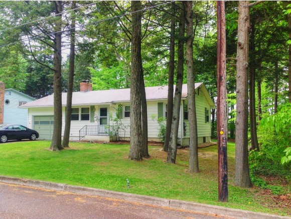 107 Oakwood Drive