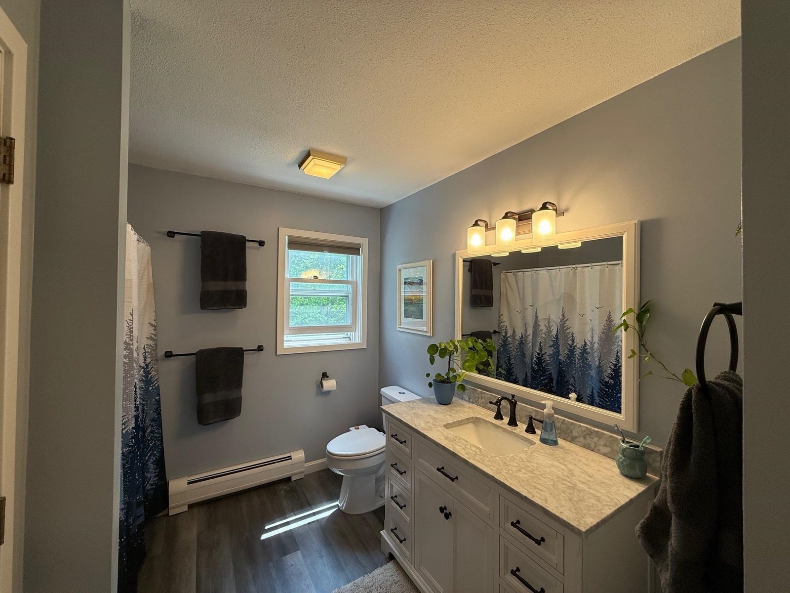 Renovated Full Bath