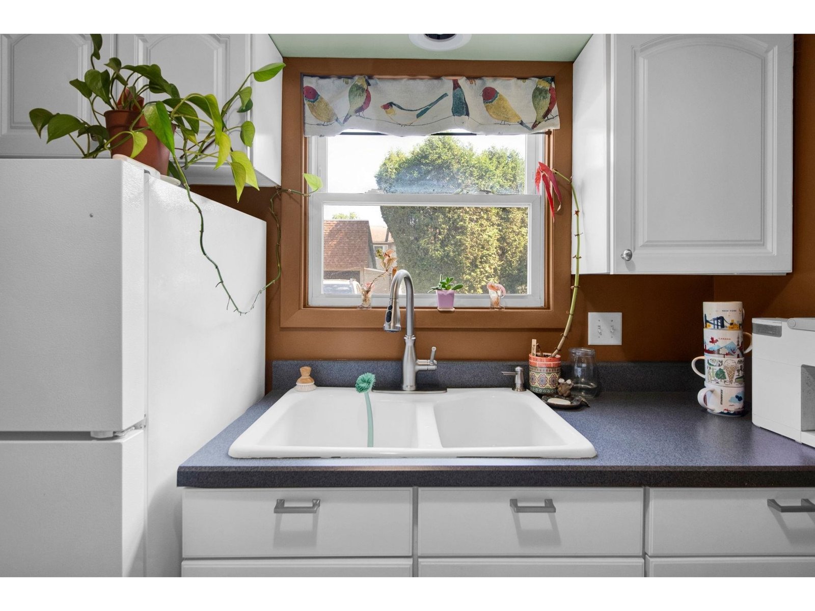 107 Wells Avenue, Unit 5