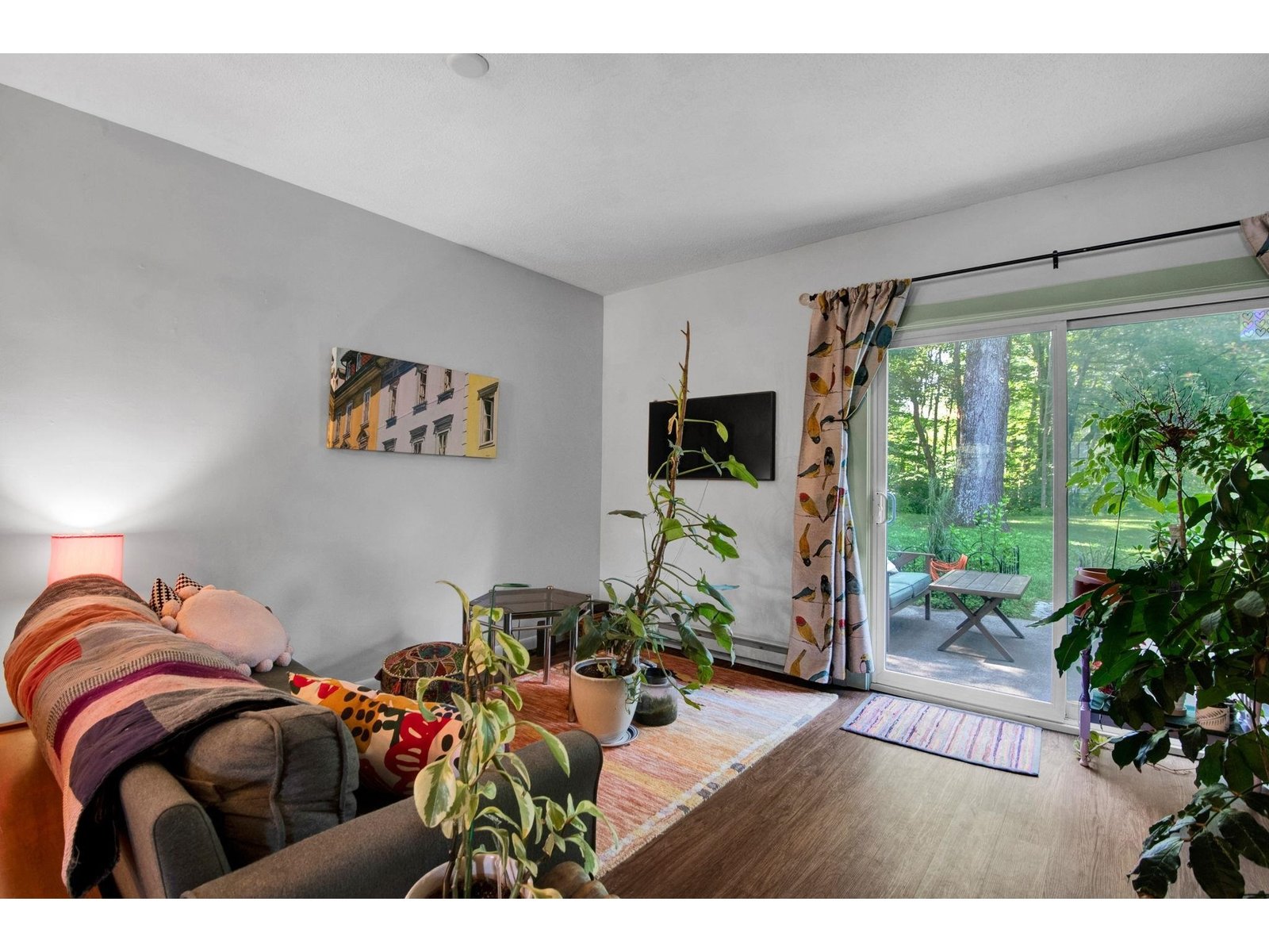 107 Wells Avenue, Unit 5