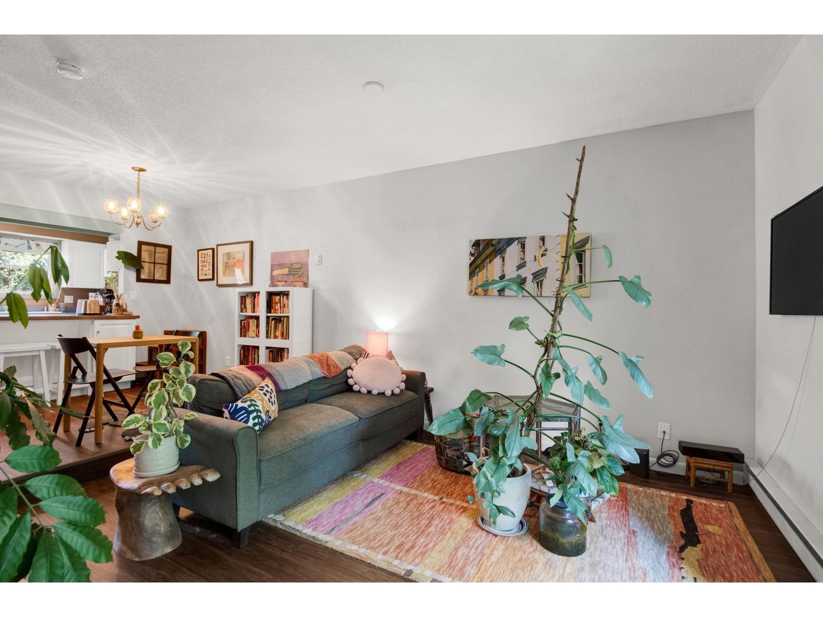 107 Wells Avenue, Unit 5