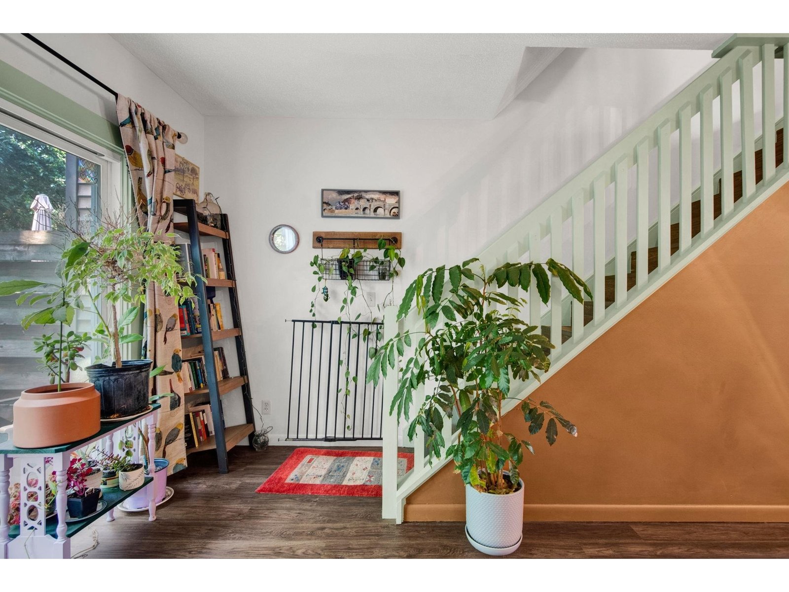 107 Wells Avenue, Unit 5
