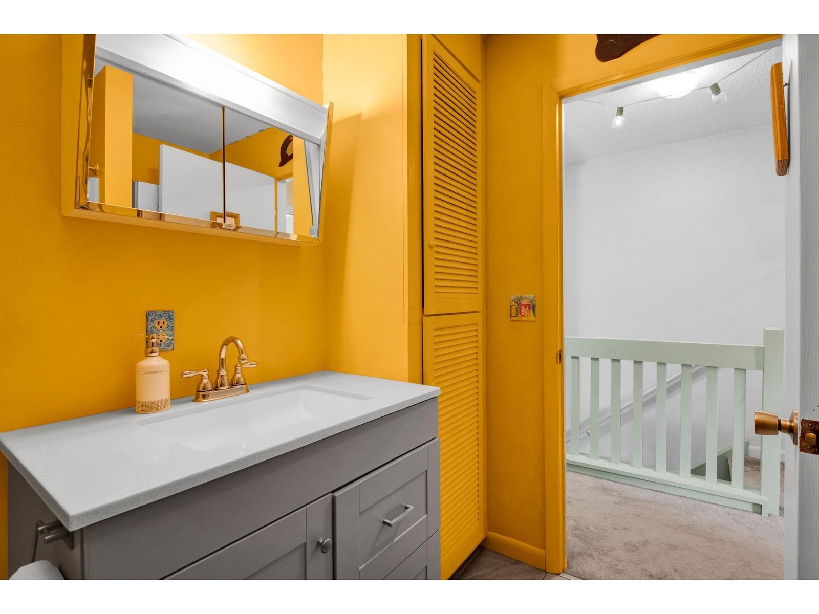 107 Wells Avenue, Unit 5
