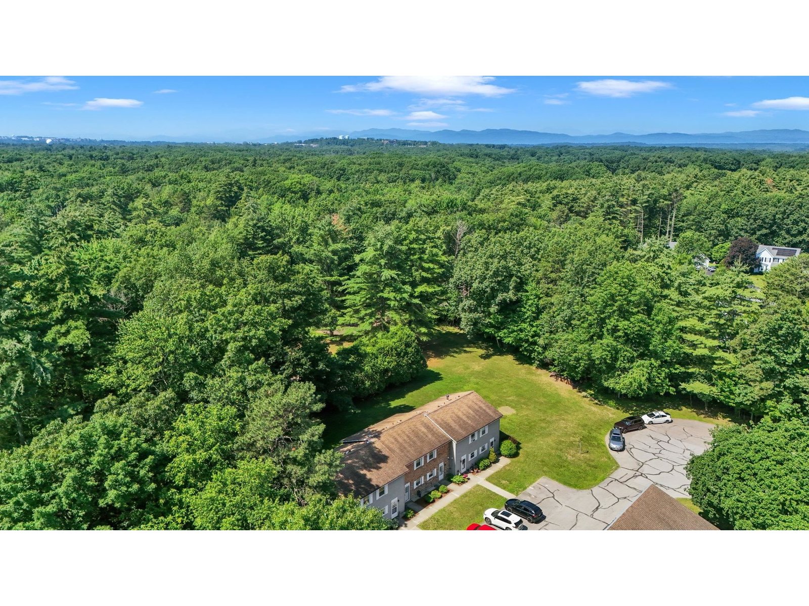 107 Wells Avenue, Unit 5