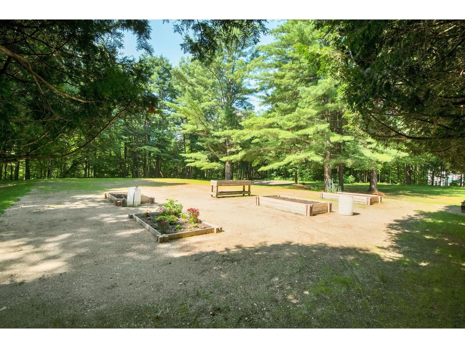 107 Wells Avenue, Unit 5