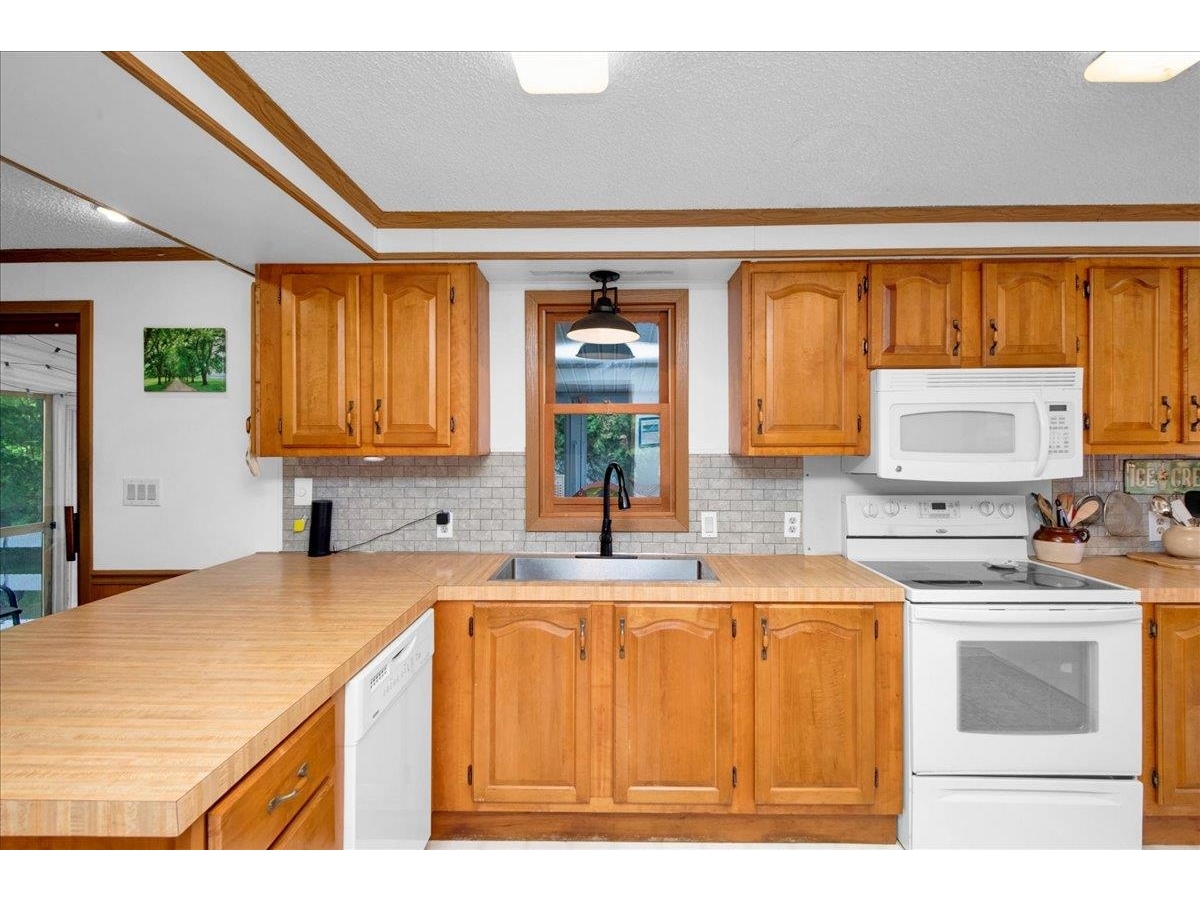 107 Williston Woods Road