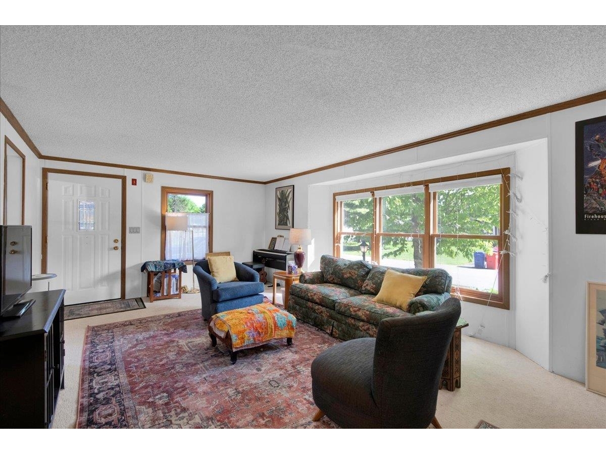107 Williston Woods Road