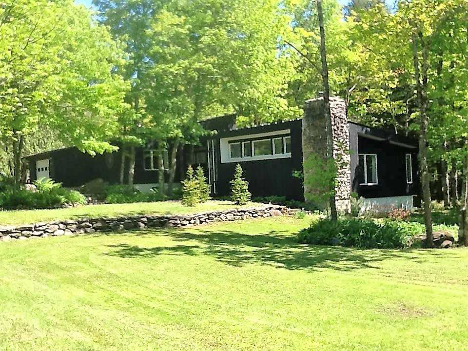 1074 Mountain Road