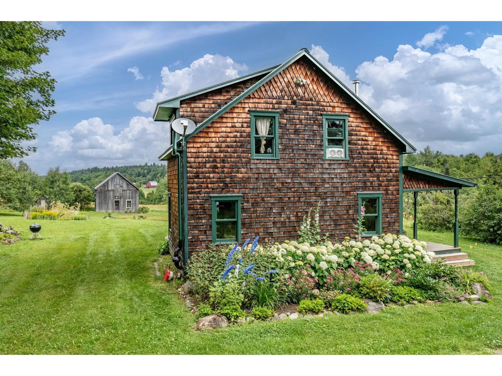 1076 Brown Hill Road