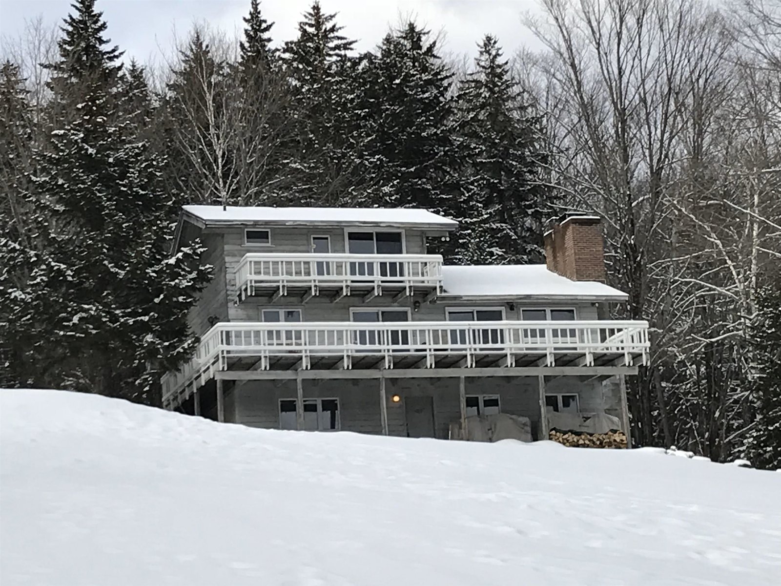 1076 Kew Vasseur Road