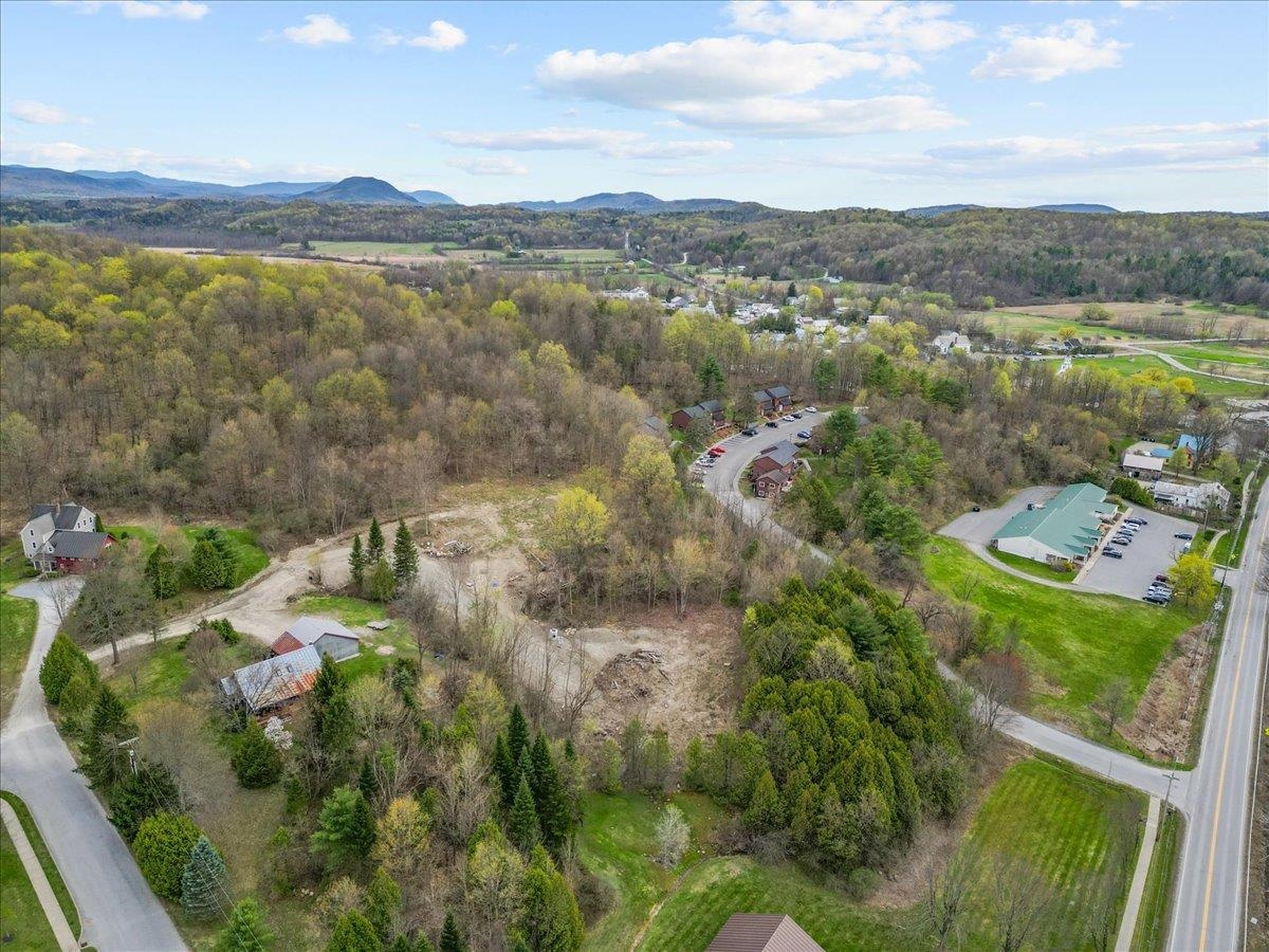 108 Thorn Bush Road