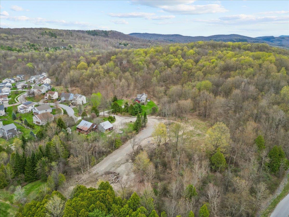 108 Thorn Bush Road