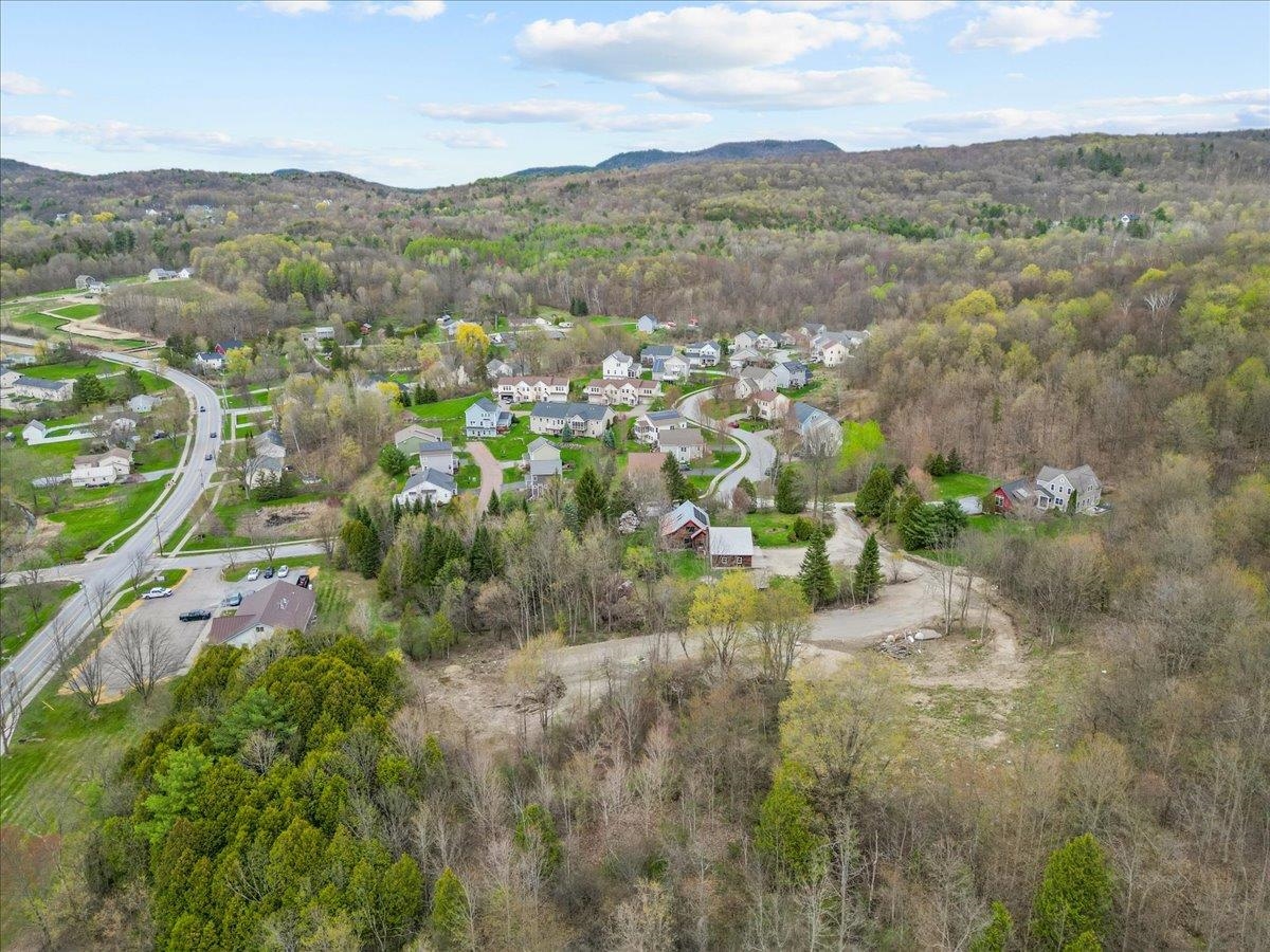 108 Thorn Bush Road