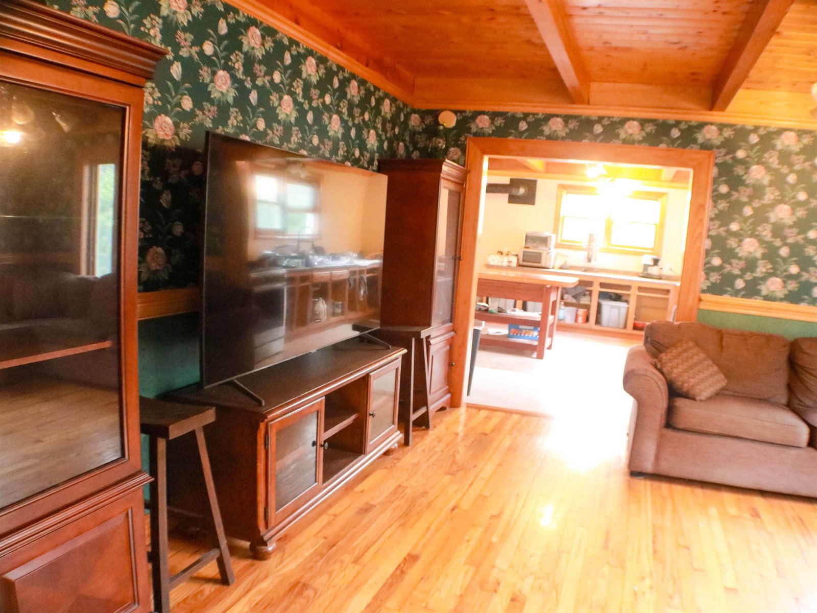 1081 Beaver Meadow Road