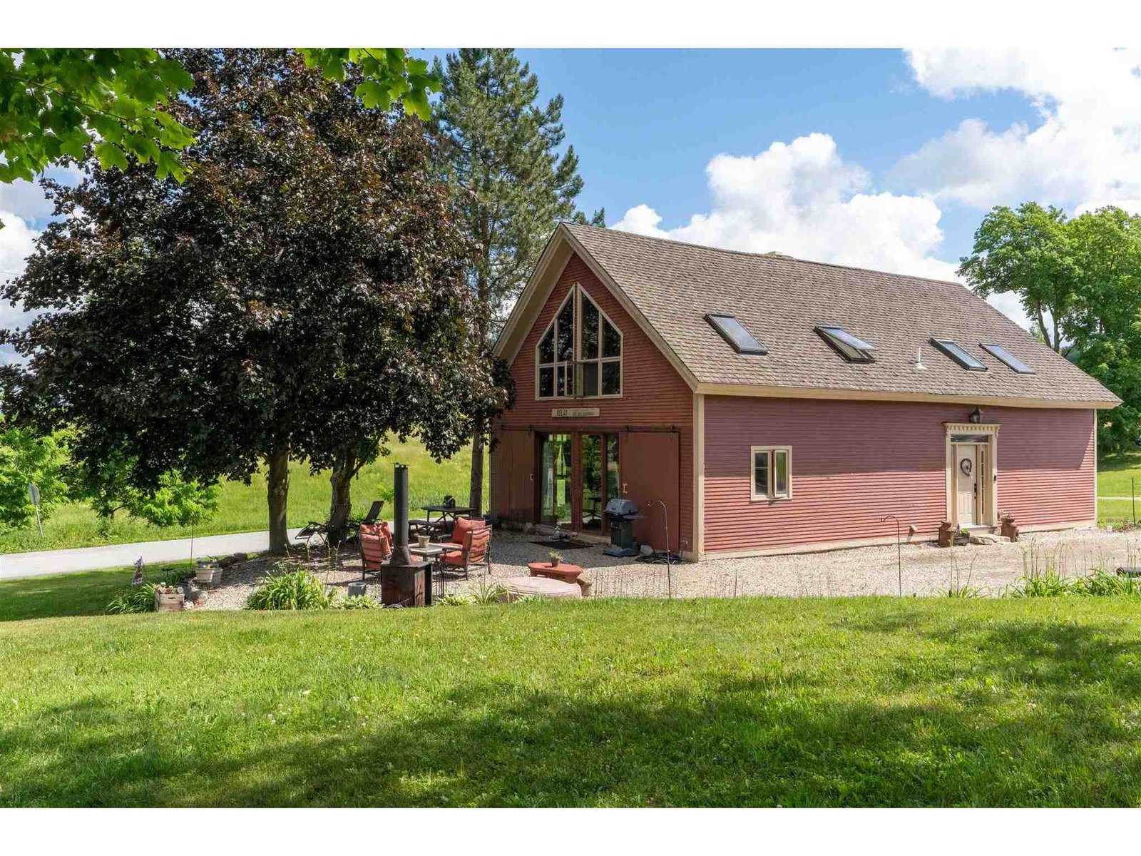 1087 Witherell Road