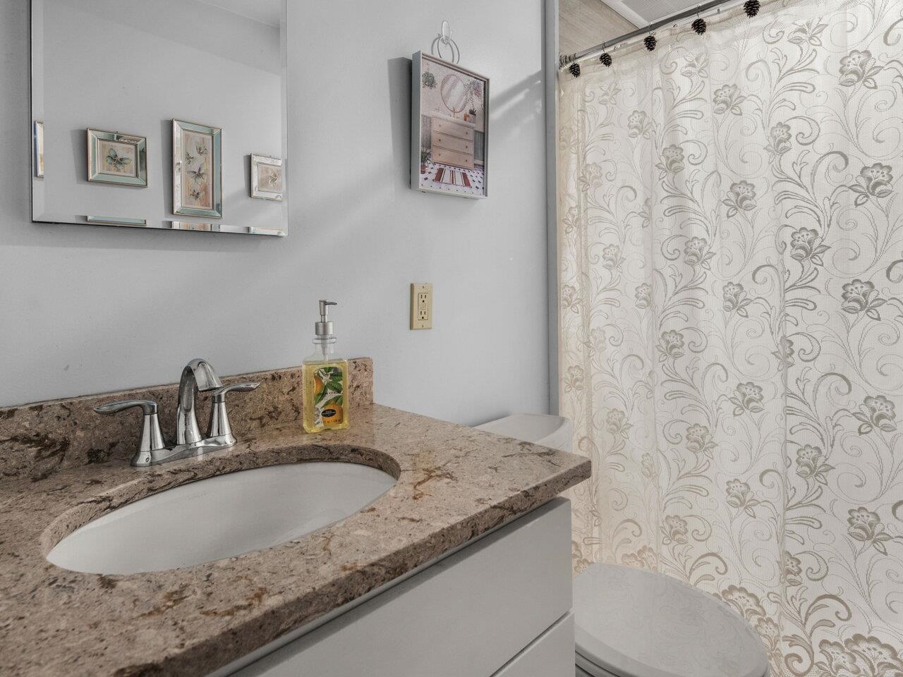 1st Floor 3/4 Bath