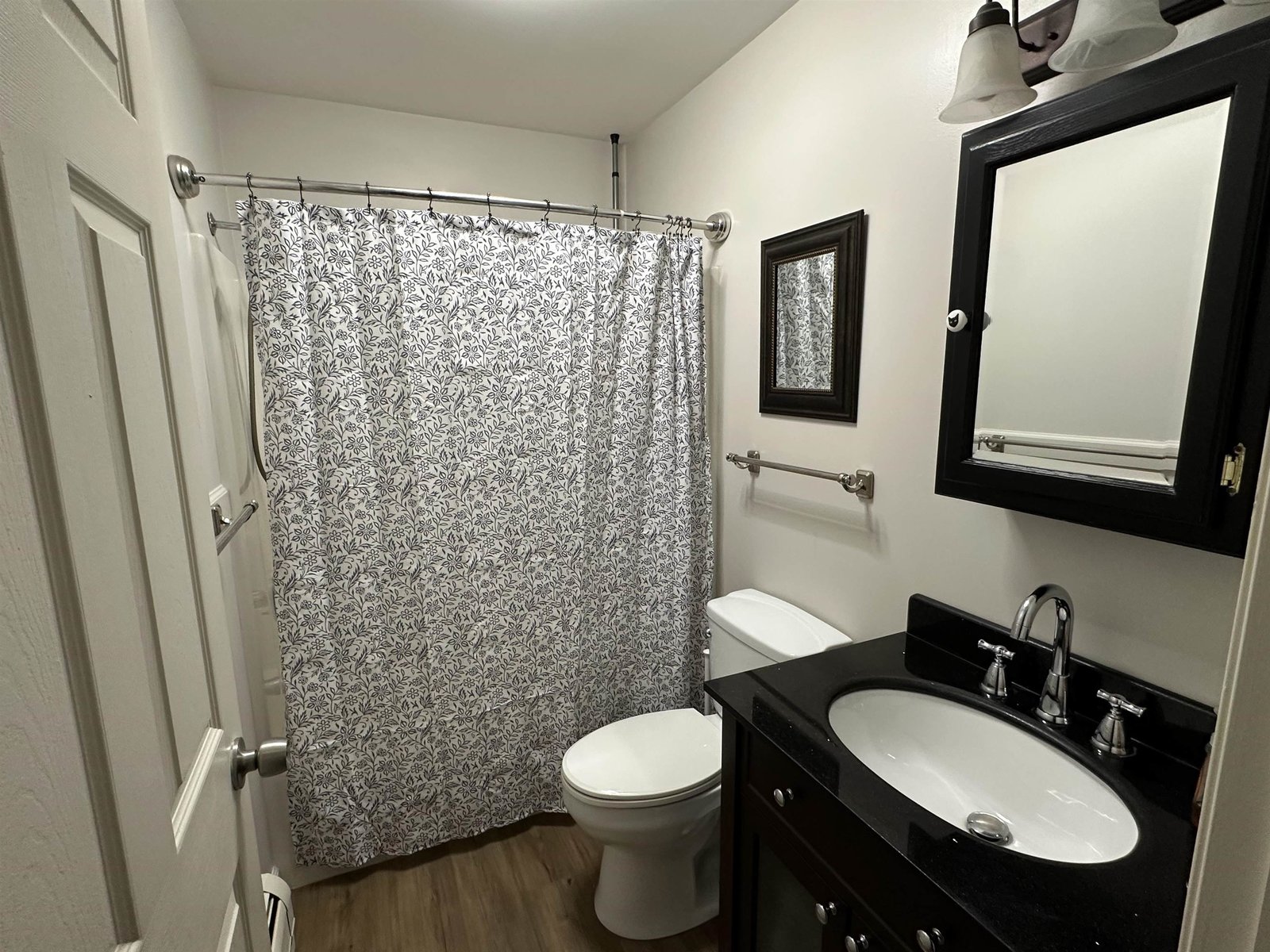 Upstairs Full Bath