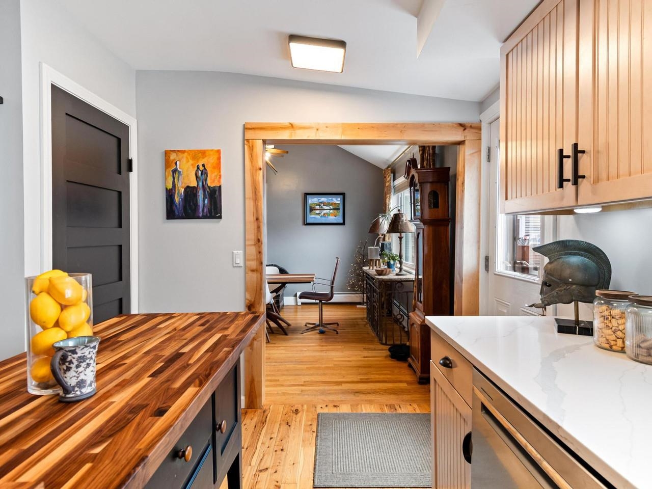 Kitchen to dining room
