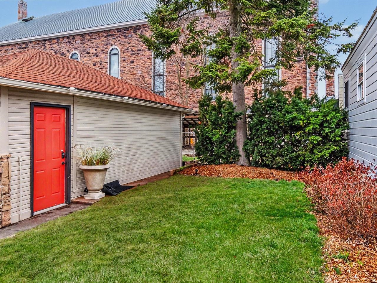 109 Elmwood Avenue