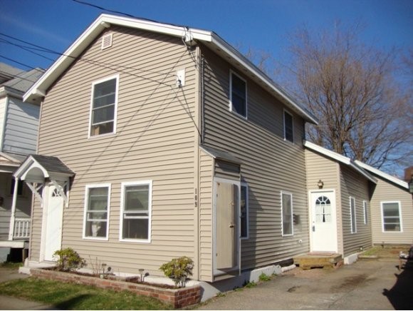 109 Weaver Street