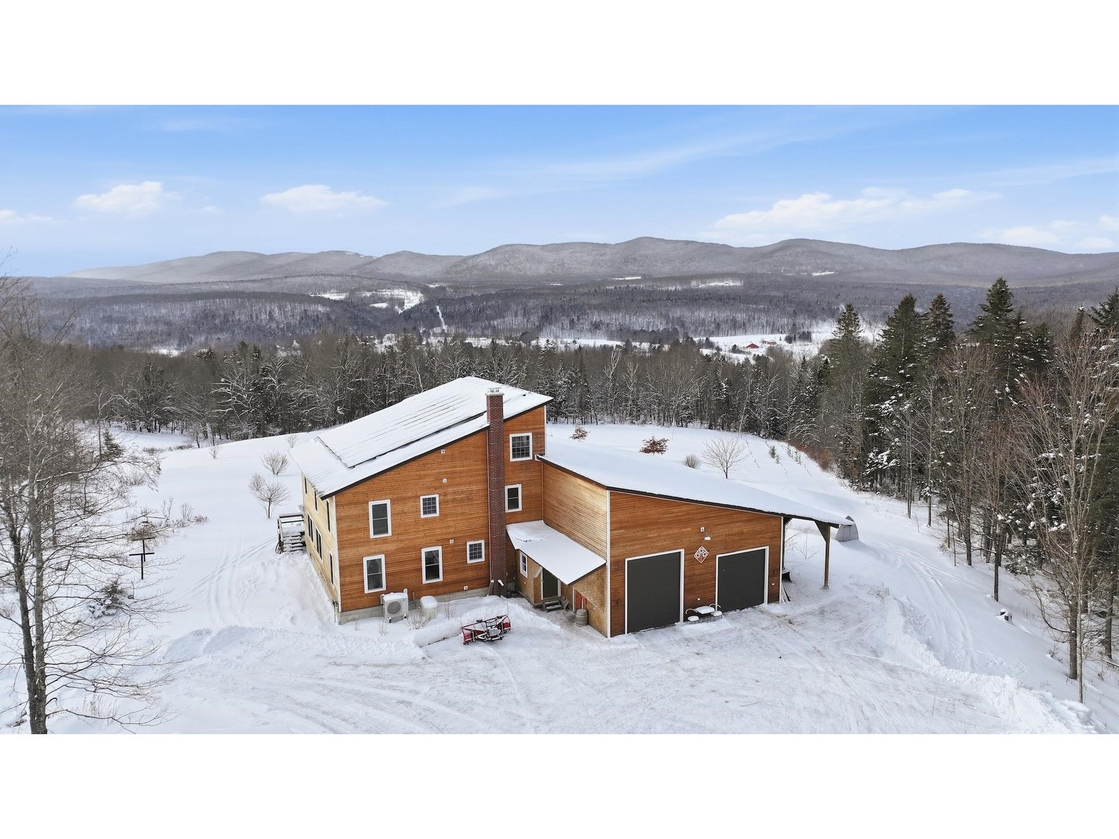 1090 Center Road, Unit #1