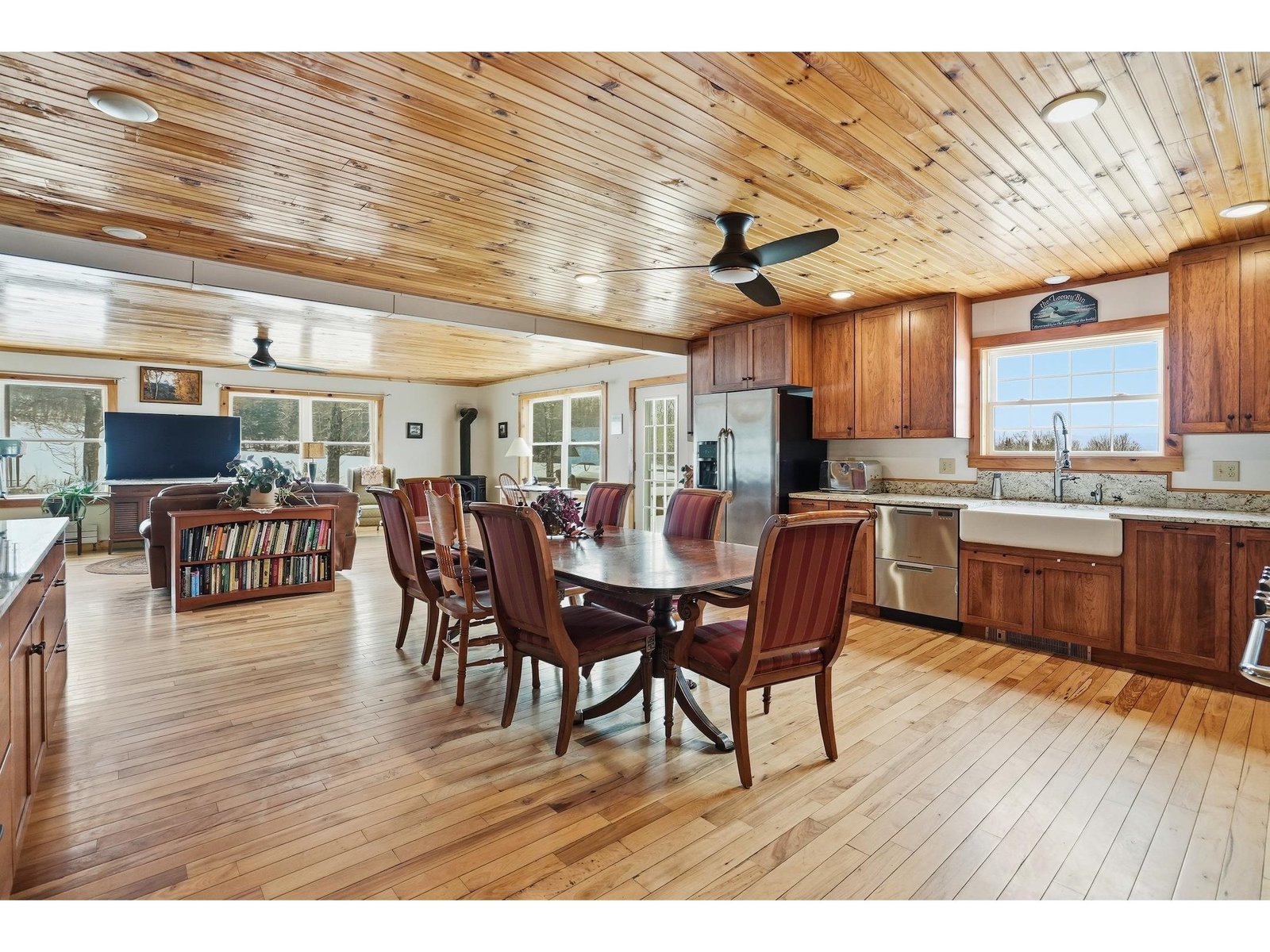 1090 Center Road, Unit #1