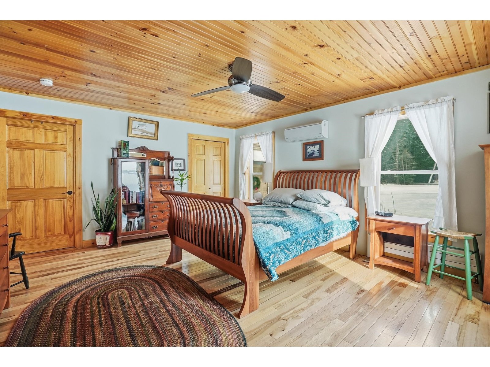 1090 Center Road, Unit #1