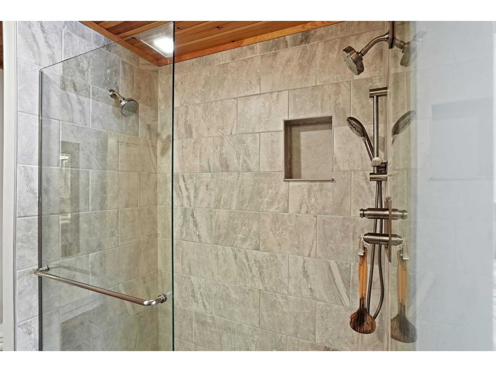 1090 Center Road, Unit #1