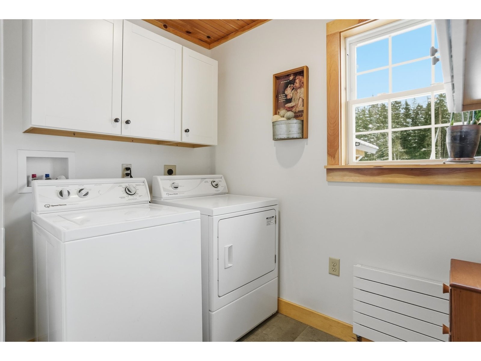 1090 Center Road, Unit #1