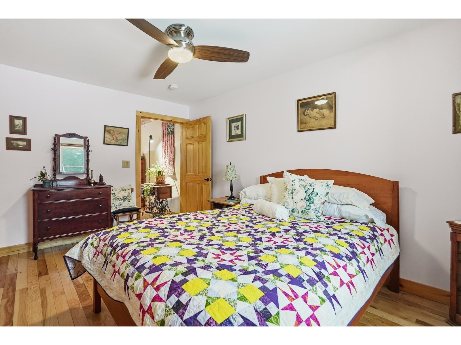 1090 Center Road, Unit #1