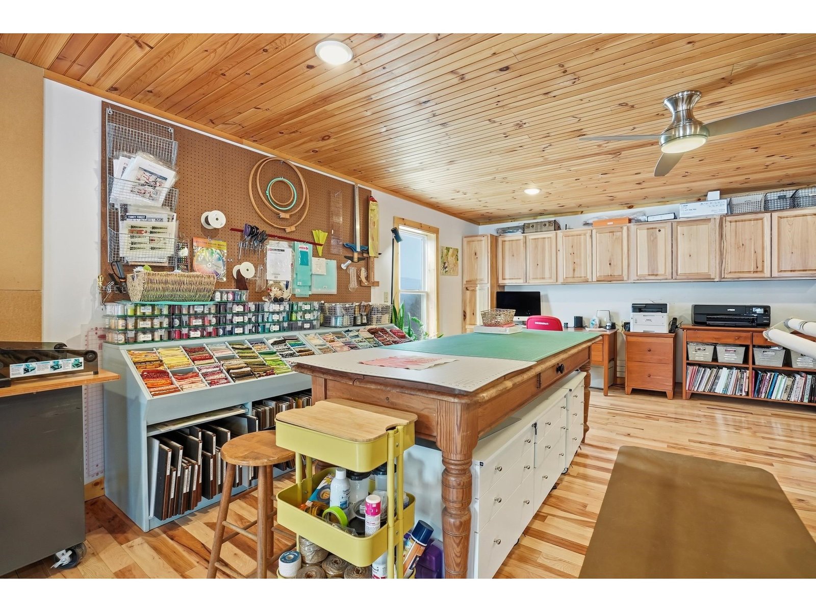 1090 Center Road, Unit #1