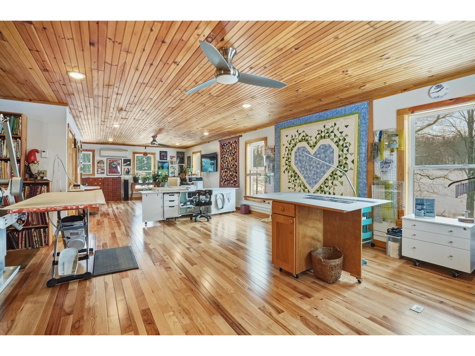 1090 Center Road, Unit #1