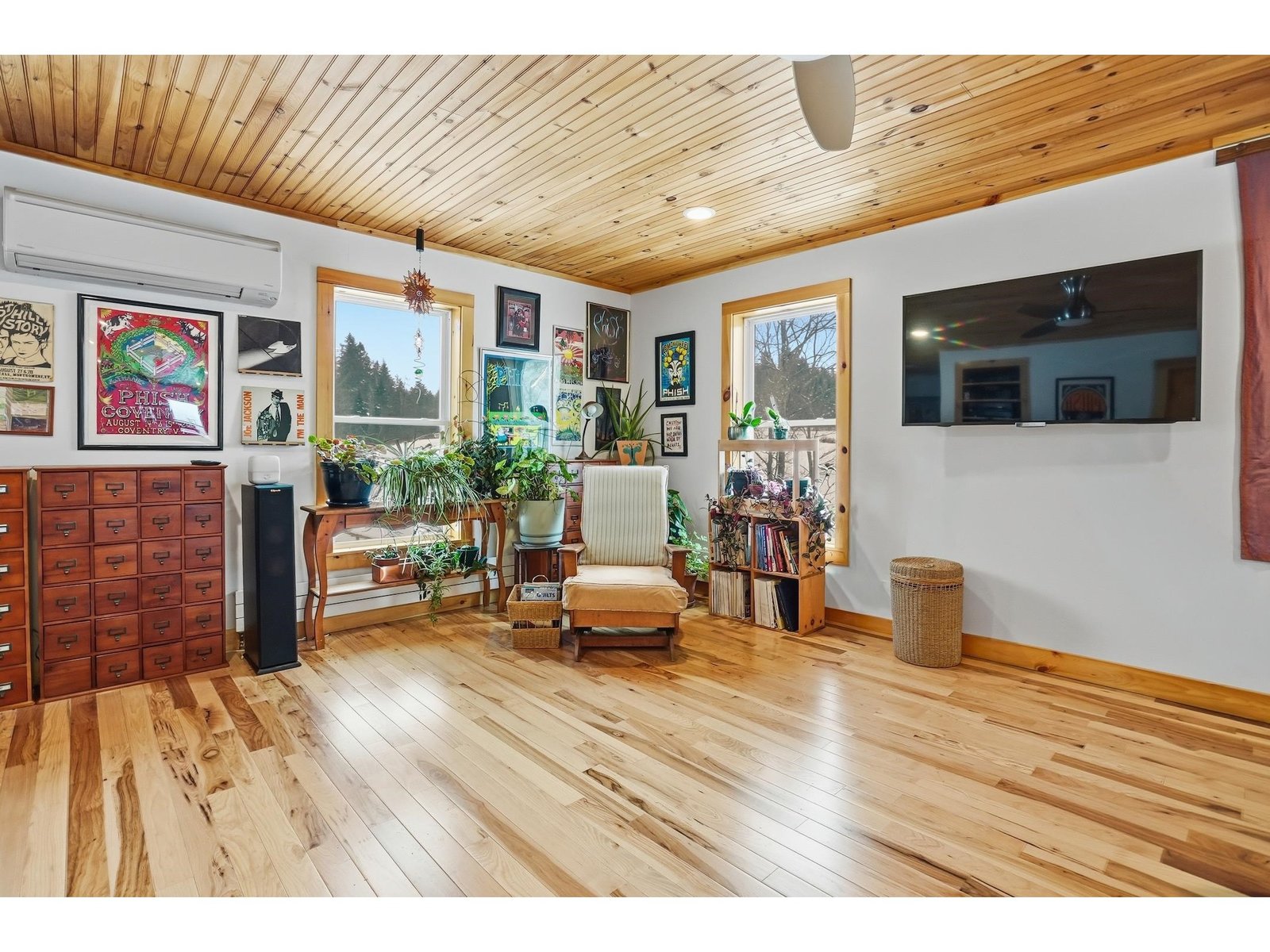 1090 Center Road, Unit #1