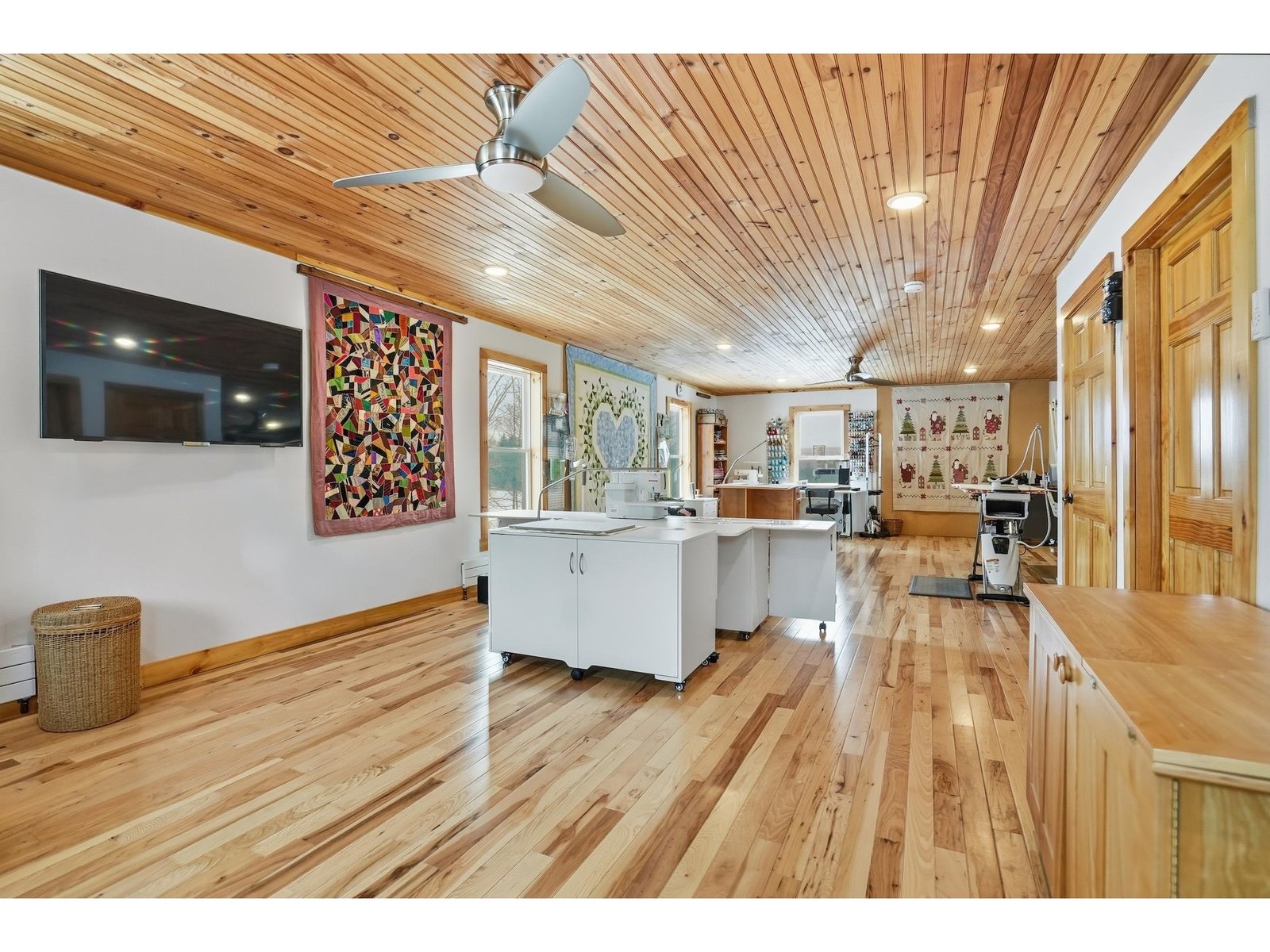 1090 Center Road, Unit #1