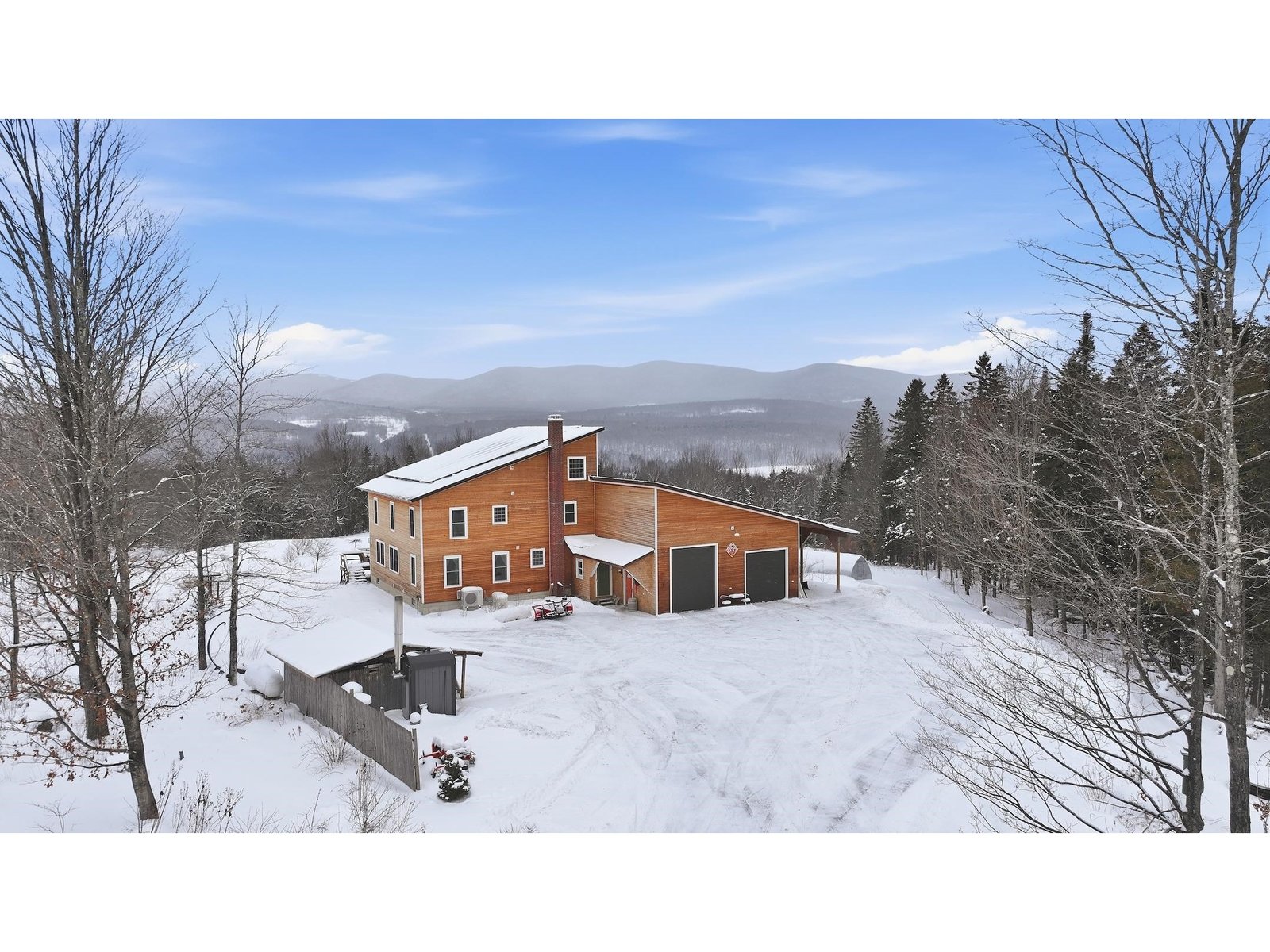1090 Center Road, Unit #1