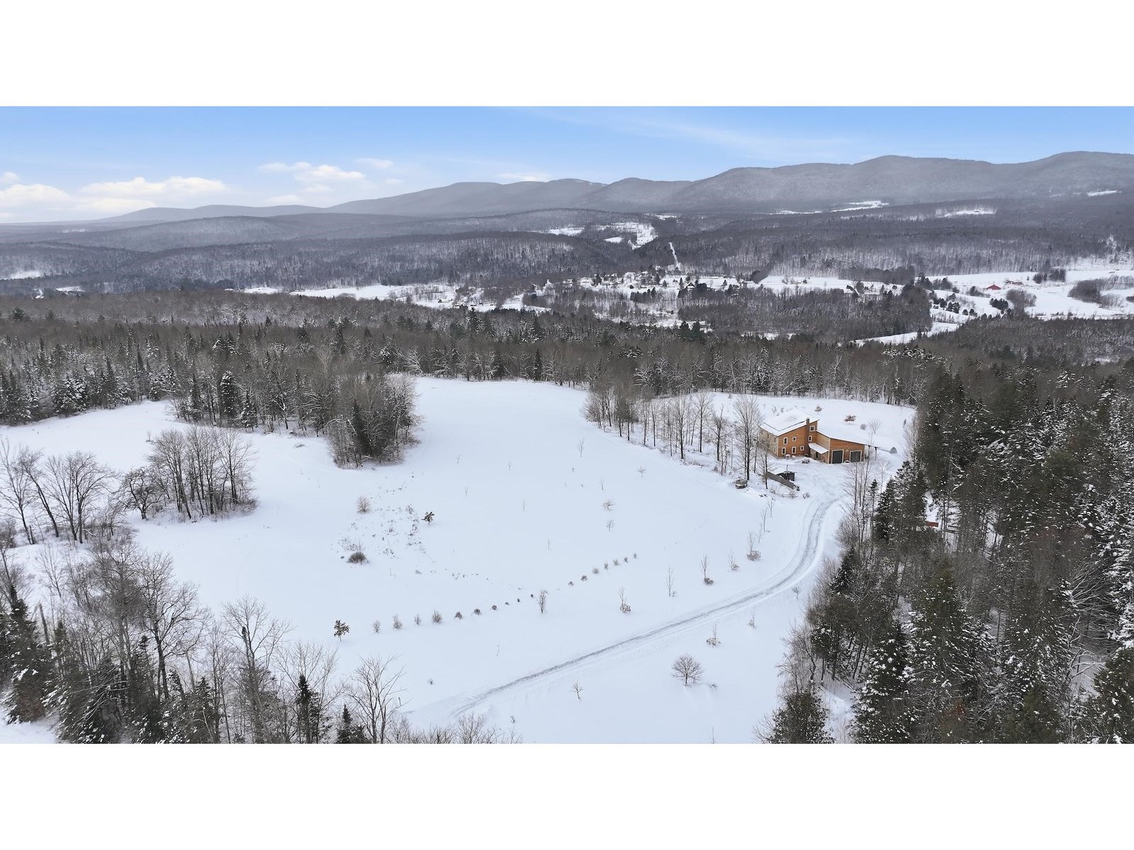 1090 Center Road, Unit #1