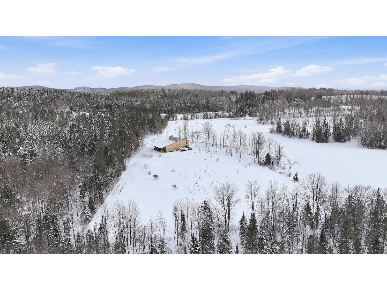 1090 Center Road, Unit #1