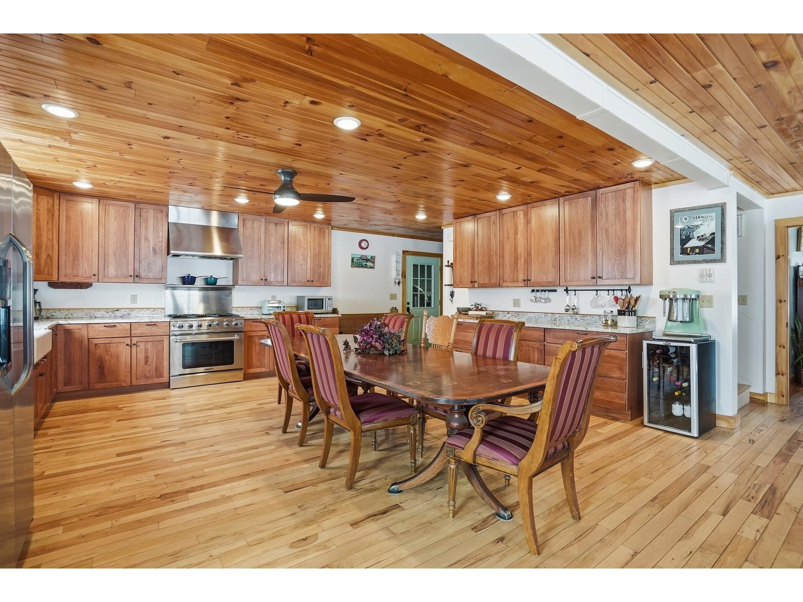 1090 Center Road, Unit #1